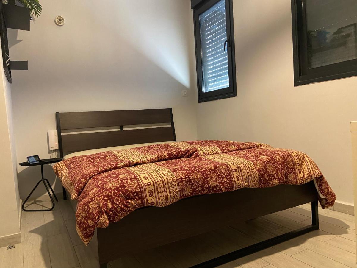 Beauty Apartment 3 Rooms Wi-Fi Нетания Екстериор снимка