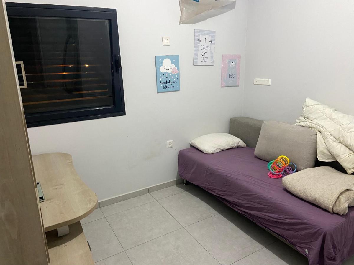 Beauty Apartment 3 Rooms Wi-Fi Нетания Екстериор снимка