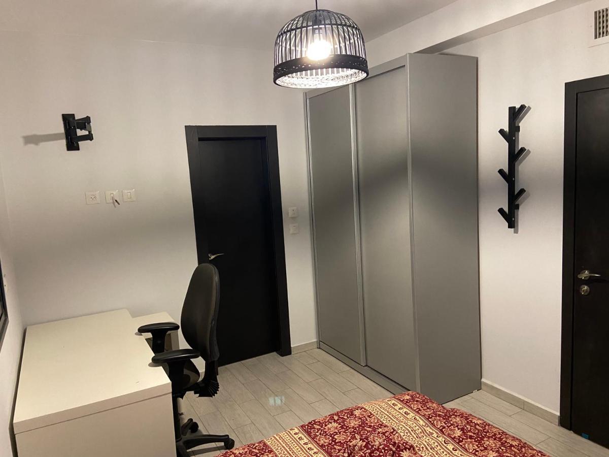 Beauty Apartment 3 Rooms Wi-Fi Нетания Екстериор снимка