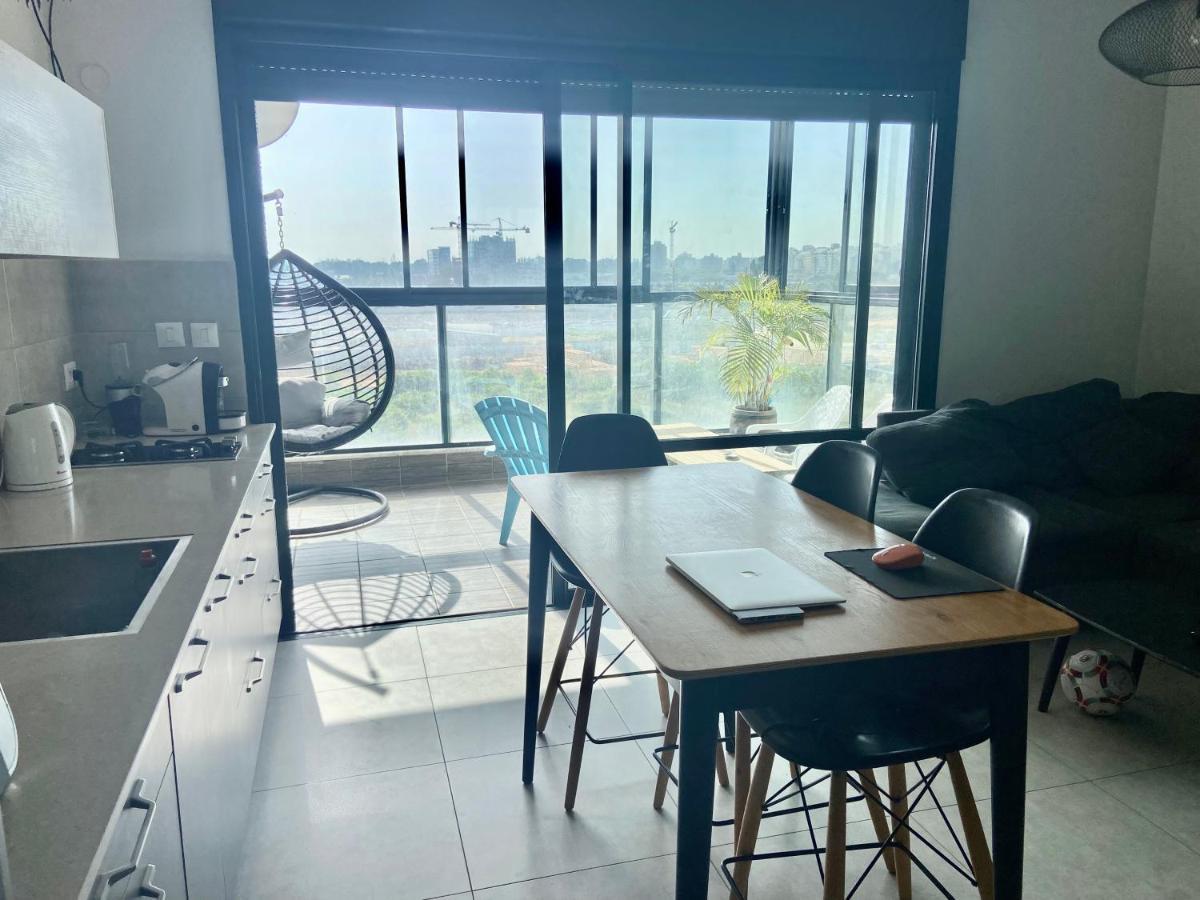 Beauty Apartment 3 Rooms Wi-Fi Нетания Екстериор снимка