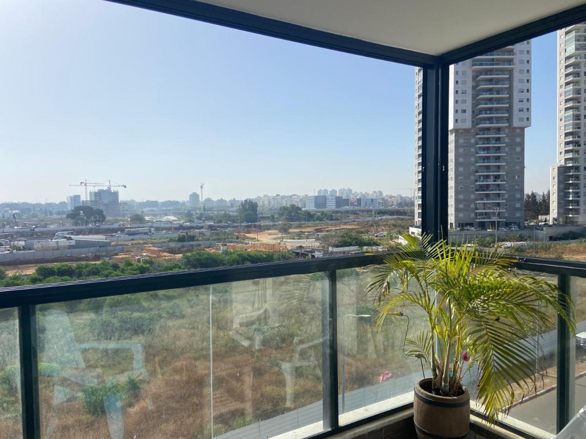 Beauty Apartment 3 Rooms Wi-Fi Нетания Екстериор снимка