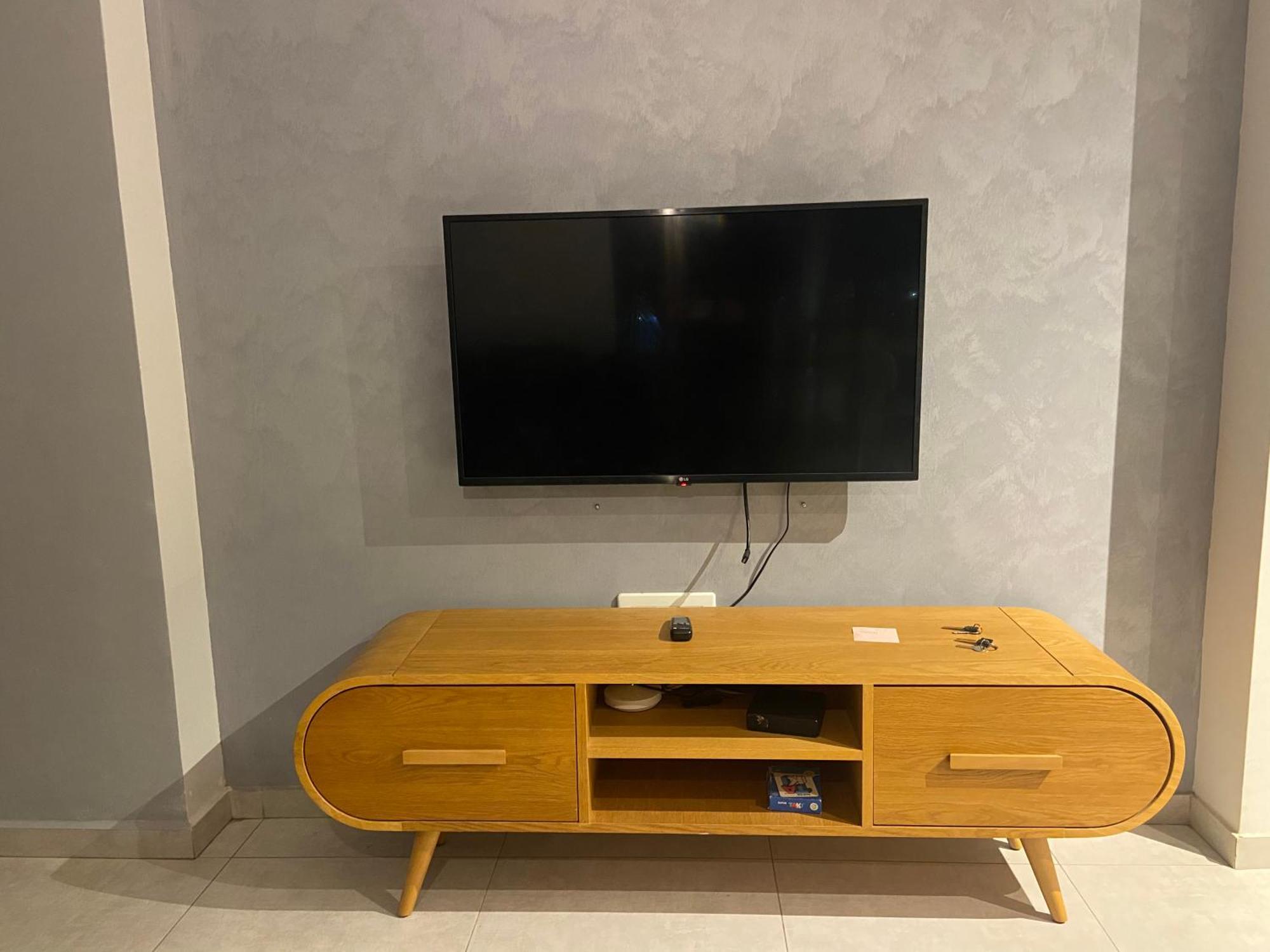 Beauty Apartment 3 Rooms Wi-Fi Нетания Екстериор снимка
